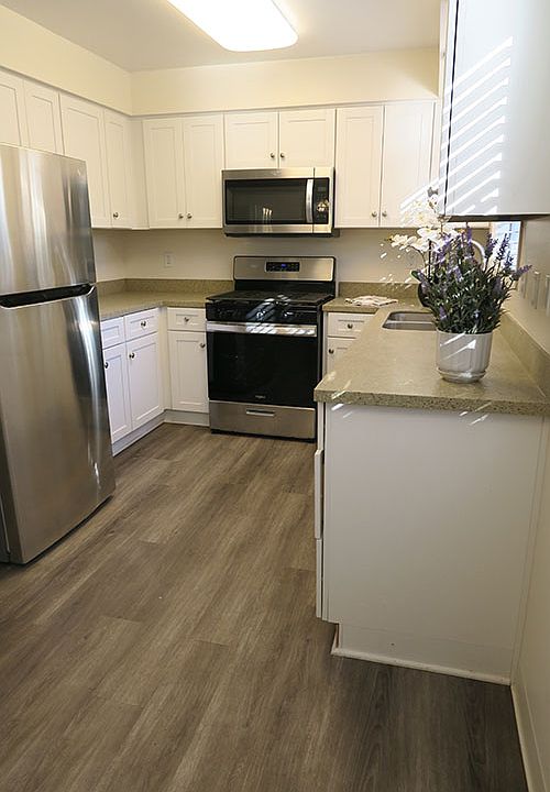 1st image of 5362 Hollister Ave APT 6
