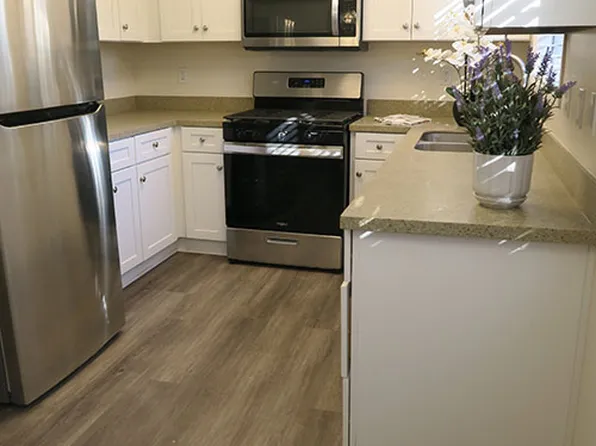 5362 Hollister Ave APT 6, Goleta, CA 93111