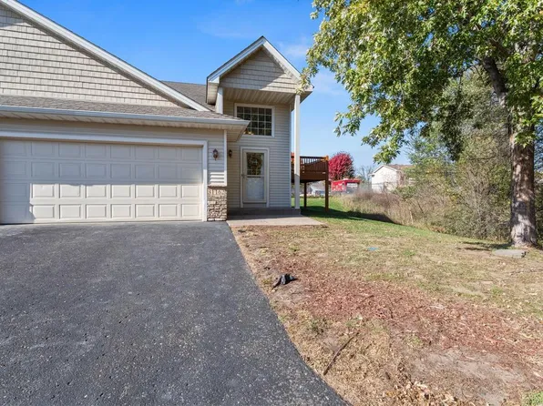 31162 Sunrise Trl, Stacy, MN 55079
