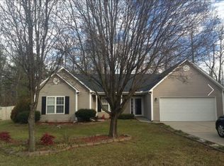 3793 Vanhoe Ln, Jamestown, NC 27282
