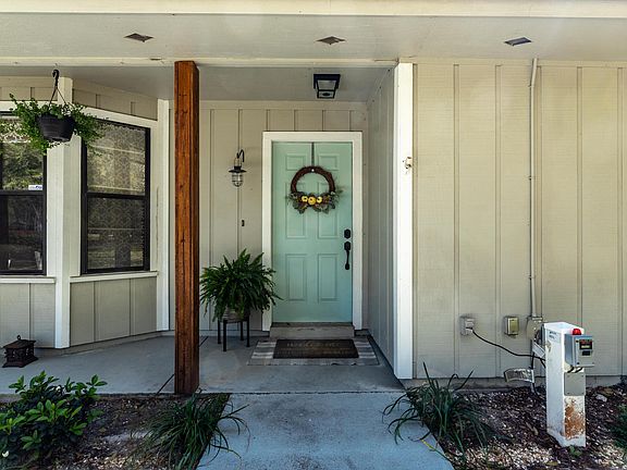 2nd image of 1219 Foxmeadow Trl
