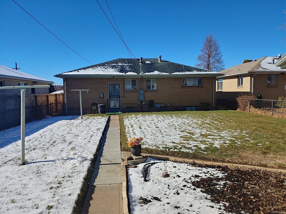 2nd image of 3608 Ivanhoe St