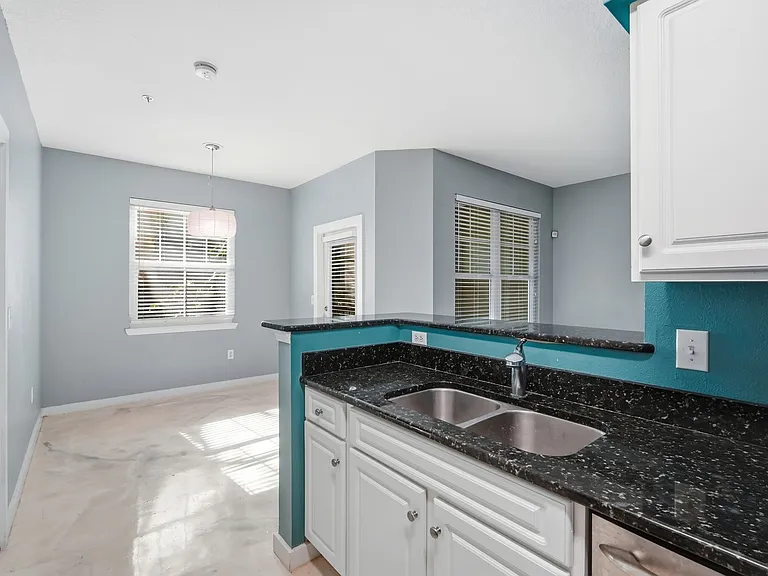 1810 E Palm Ave #1113 — Photo 11