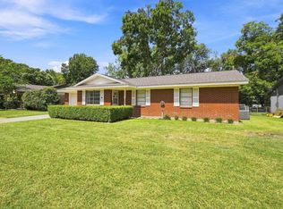 1420 Austin Dr, Ennis, TX 75119