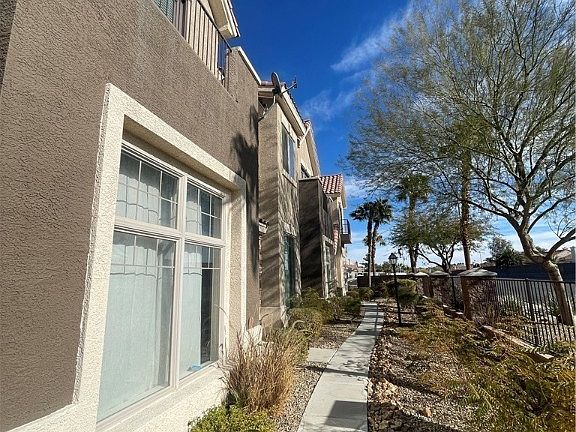 3rd image of 2767 Red Vista Ct