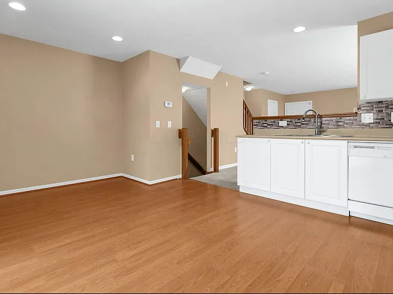 6479 Crab Apple Dr — Photo 9