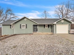 58 Cypress Point Ln, Holiday Island, AR 72631