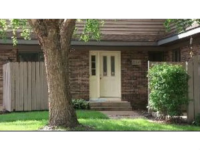 356 N Airlite St photo 1