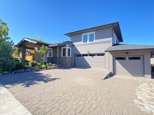 458 Princess Ct