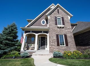 18176 Lakes End Dr, Westfield, IN 46074
