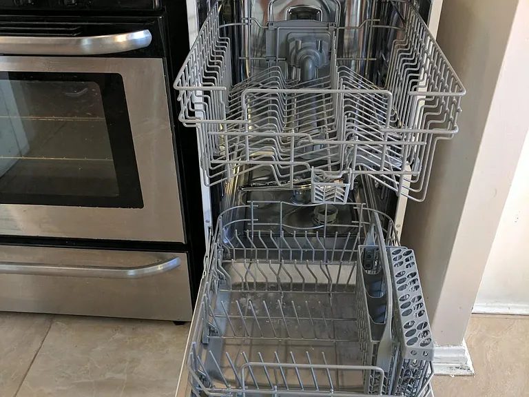 Portable dishwasher