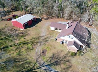 15855 Four Oaks Dr, Pride, LA 70770