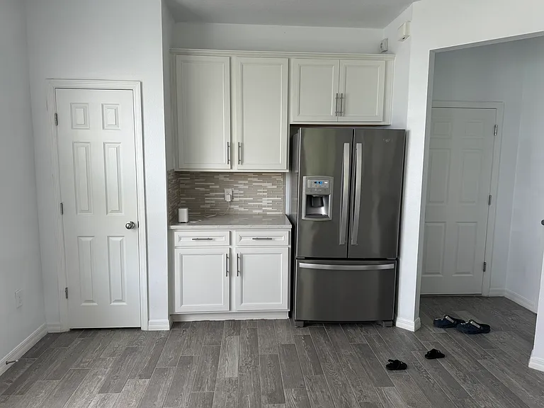 3587 Plainview Dr — Photo 26