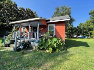 4 Front St, Red Springs, NC 28377