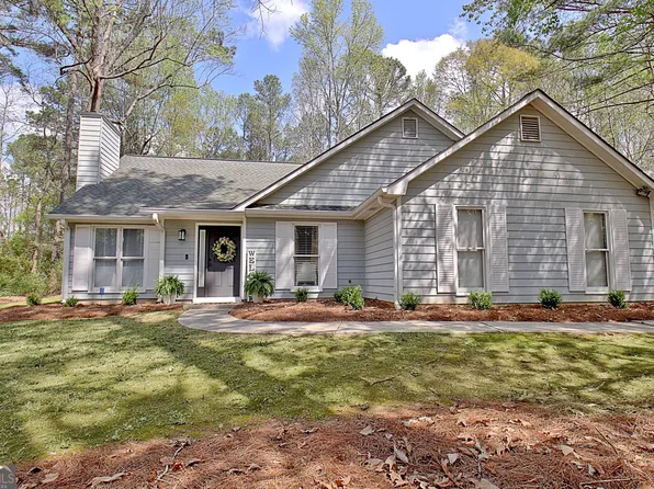 29 Kathleen Ct, Newnan, GA 30265