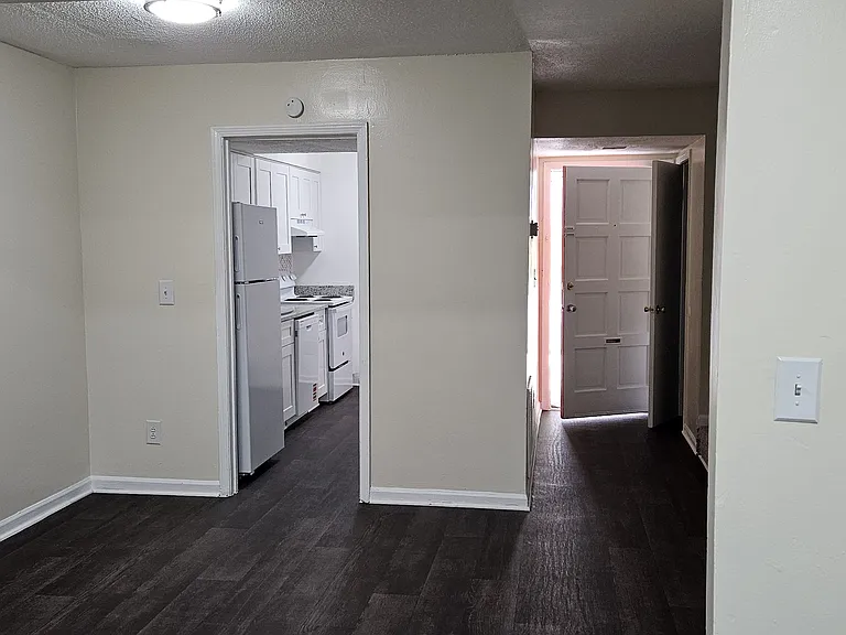 Clarkston Townhomes — Photo 17