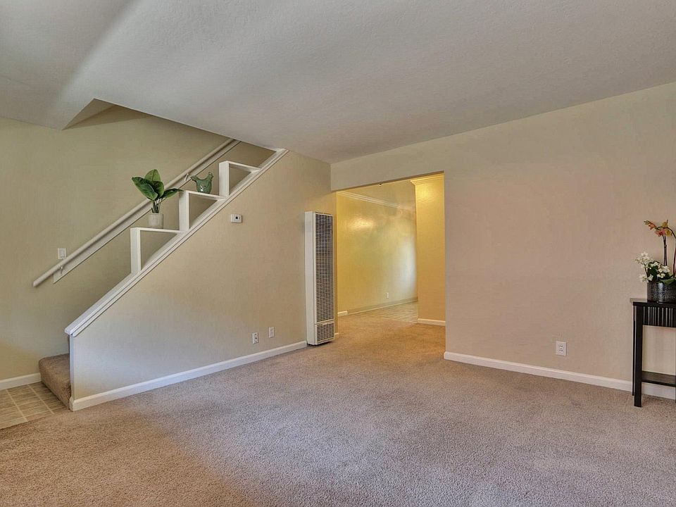 Townhouse Living Room