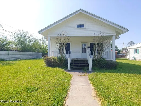 105 5th St, Abbeville, LA 70510