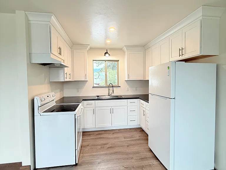 418 N Florence St #330 — Photo 2