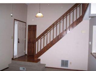 6206 Crofton Dr, Fort Wayne, IN 46835