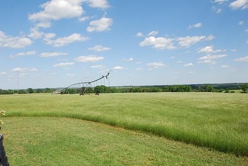 2nd image of 1442 County Road 313 E