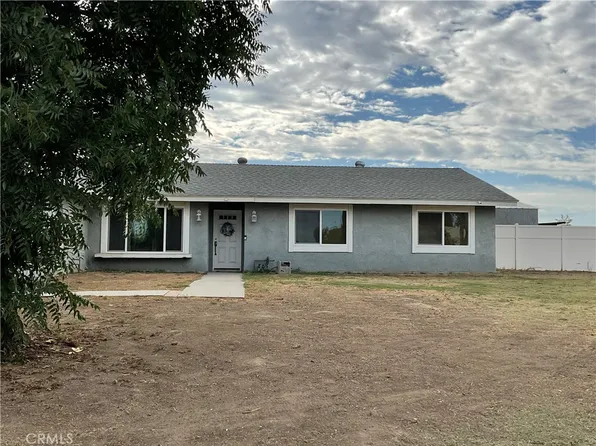 1212 Raintree Ln, San Jacinto, CA 92582