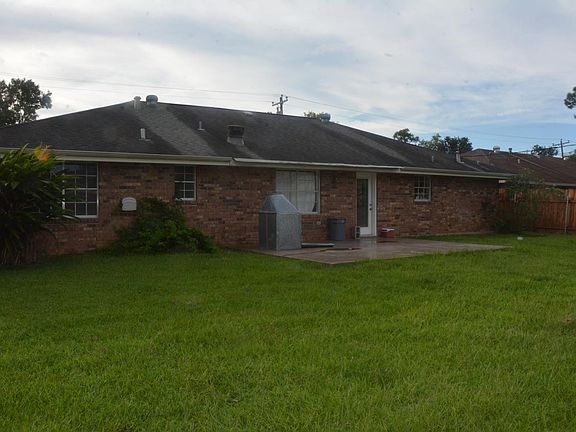 2nd image of 203 Gordon Crockett Dr