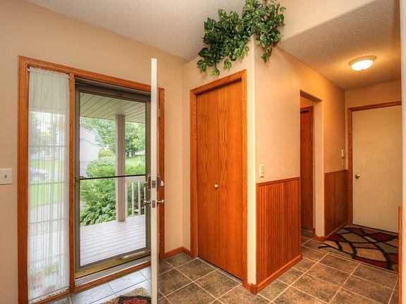 Foyer mudroom garage entry