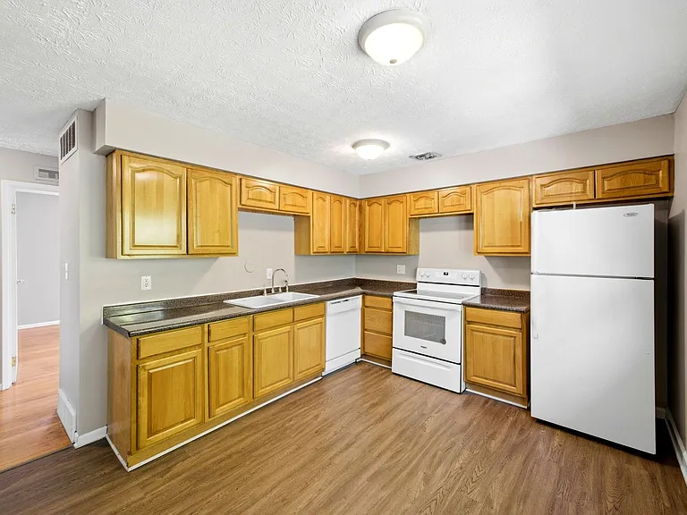 6406 Dalewood Rd — Photo 18