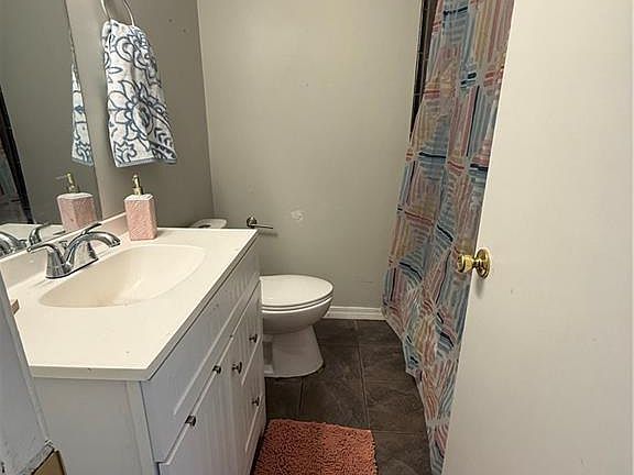 4th image of 3166 Demetropolis Rd