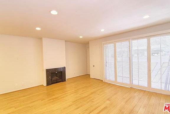 2nd image of 1819 Thayer Ave
