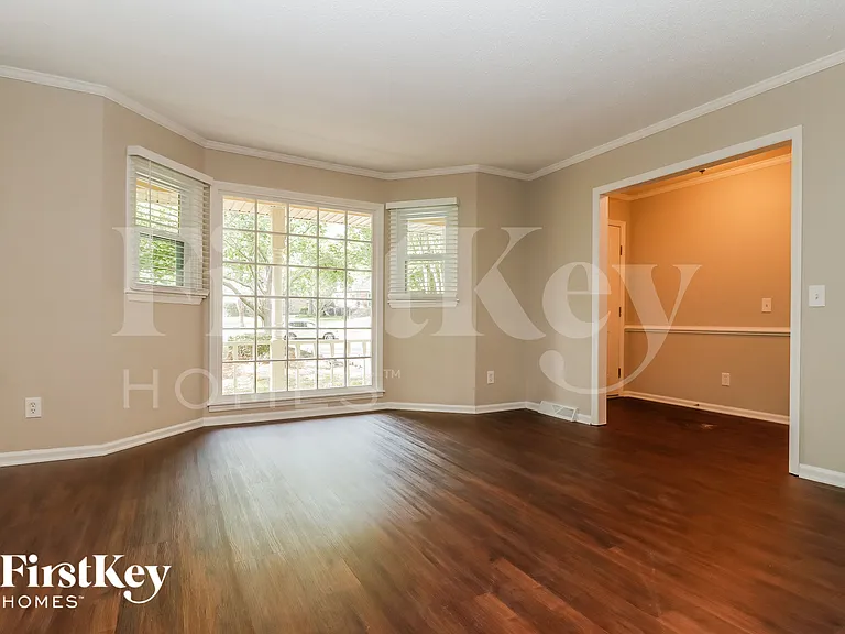 104 Beaumont Ct — Photo 9