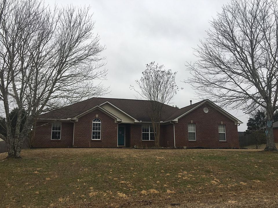 1st image of 216 Sara Sista Cir