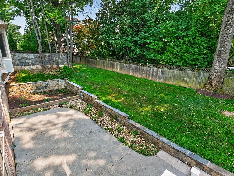 6216 Goodview St — Photo 47