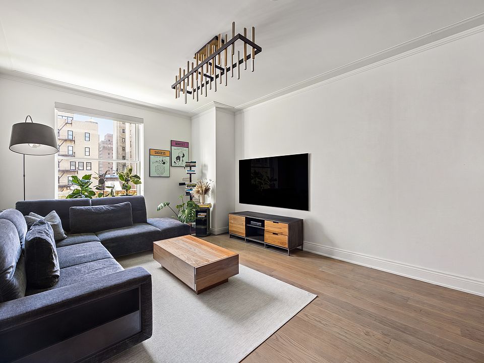1st image of 350 W 71st St #6A