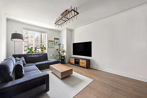 350 W 71st St #6A Photo 1