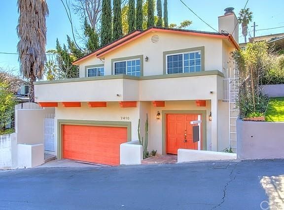 2nd image of 2410 Yosemite Dr