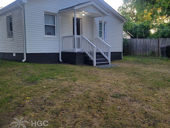 2nd image of 805 Moore St
