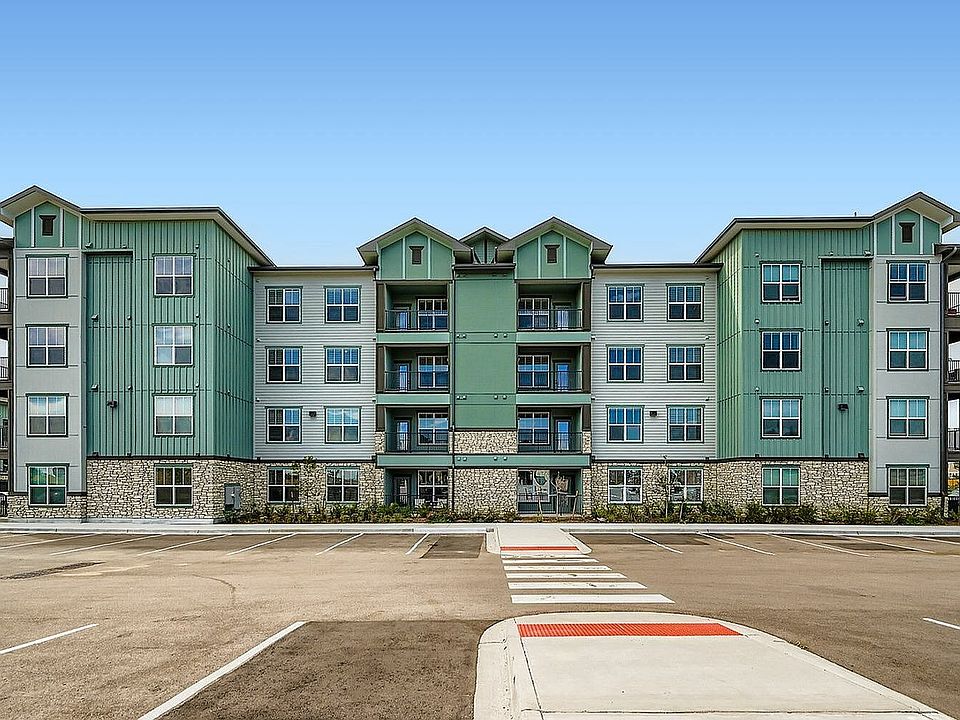 Lennox at Copperleaf Exterior