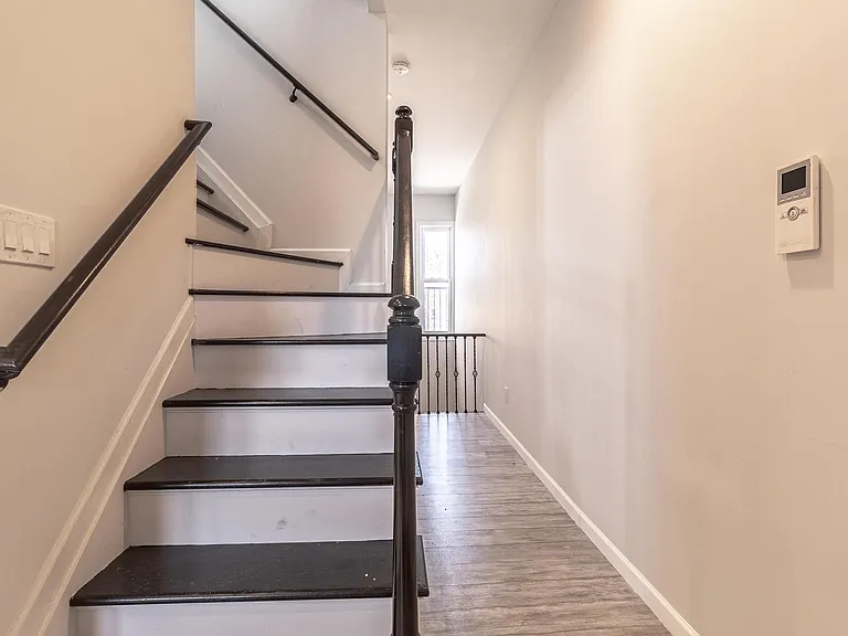 91 Palisade Ave #2 — Photo 10