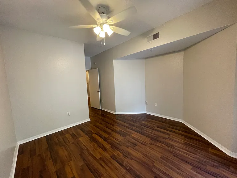 410 S Armenia Ave #919C — Photo 11