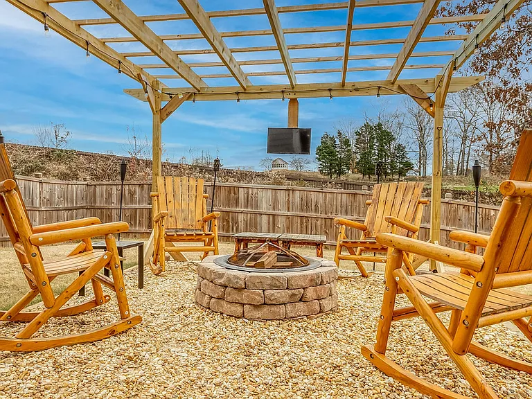 441 Timberleaf Rd — Photo 17