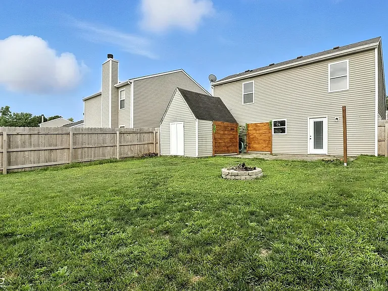 2433 Harvest Moon Dr — Photo 18