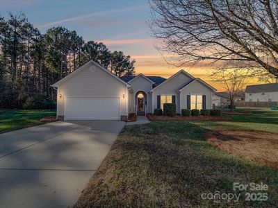 537 Scarlet Leaf Ln, Oakboro, NC, 28129