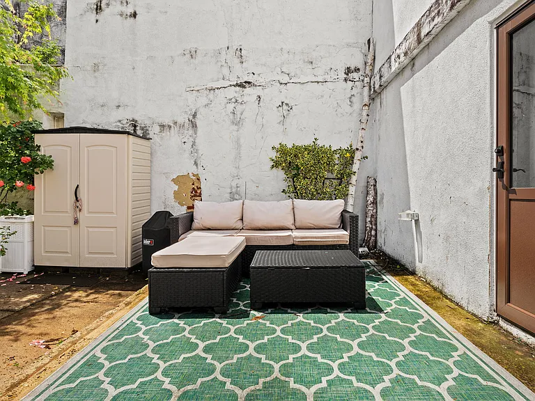 428 Lombard St #1 — Photo 15