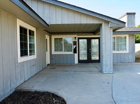 2nd image of 8524 Haupt Ave