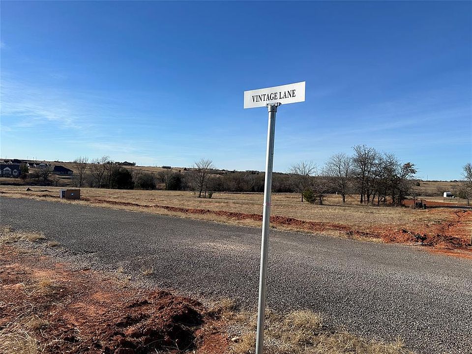 2nd image of 2216 Vintage Ln Lot 94