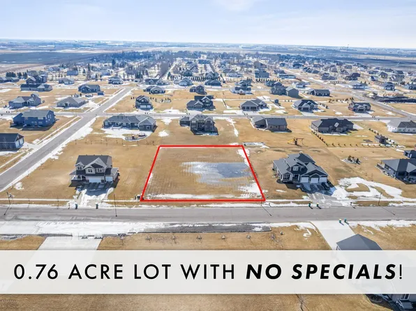 4718 39th Ave N, Reiles Acres, ND 58102