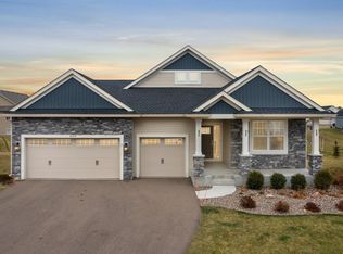 8224 62nd St, Cottage Grove, MN 55016