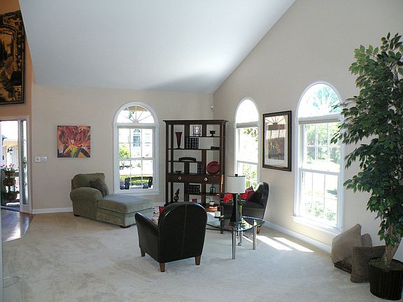 4th image of 9047 Moors Pl N